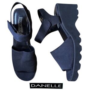 Danelle Platform Slingback Sandals w/Velcro. Dark Navy, Sz 9. Preowned—>Unworn!